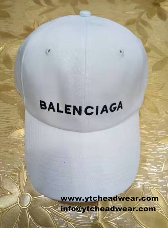 custom embroidery sport hats  in white color